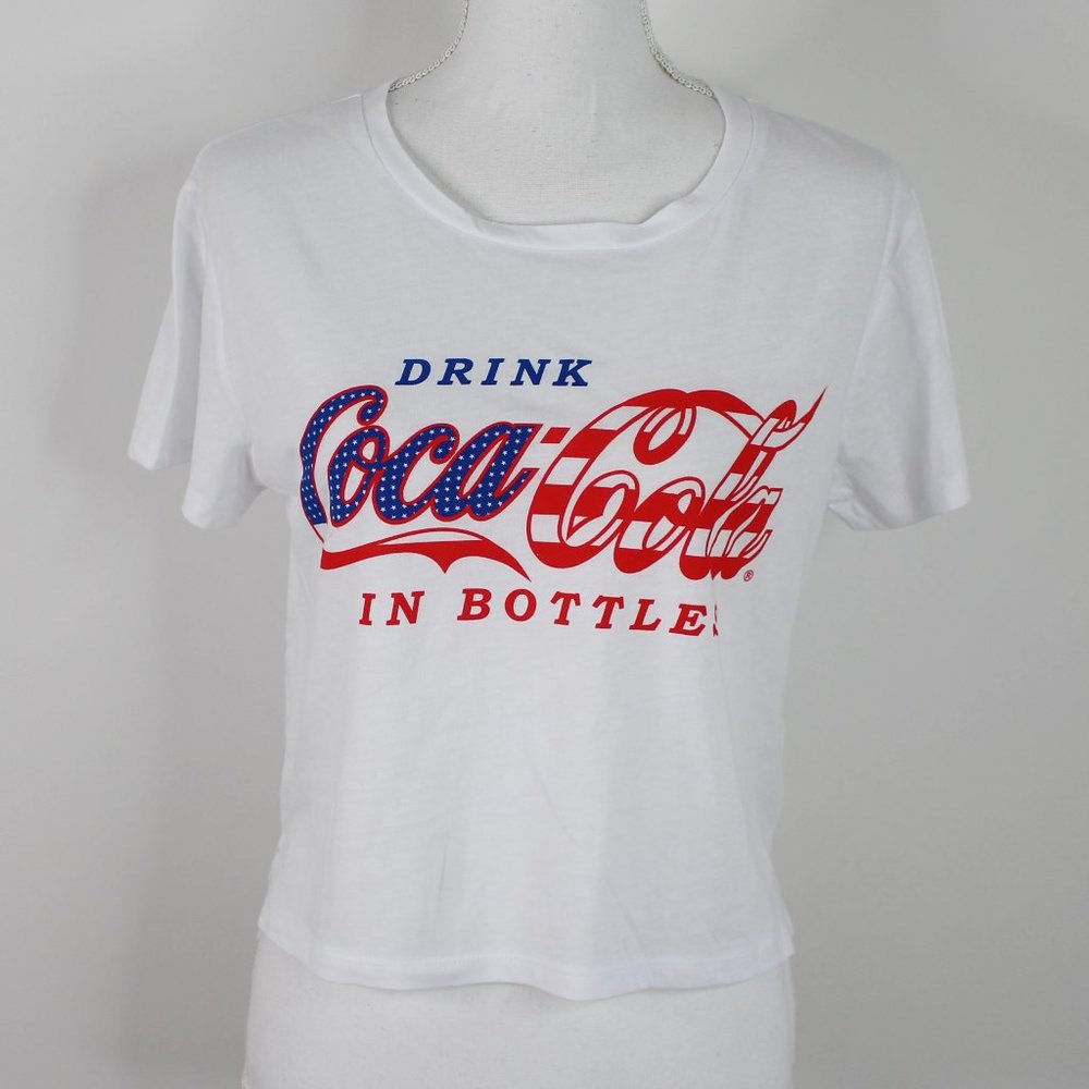 Coke graphic t-shirt / Coca Cola Cropped Tee NWOT